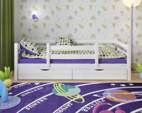 Детская кровать из массива березы Соня-5 (Белый/Лак) в Заводоуковске - zavodoukovsk.ok-mebel.com | фото