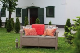 Диван пластиковый Корфу (Corfu love seat) капучино - песок в Заводоуковске - zavodoukovsk.ok-mebel.com | фото 3