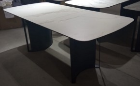 Стол RASMUS 160 TL-45 Белый мрамор, испанская керамика / черный каркас, ®DISAUR в Заводоуковске - zavodoukovsk.ok-mebel.com | фото 2